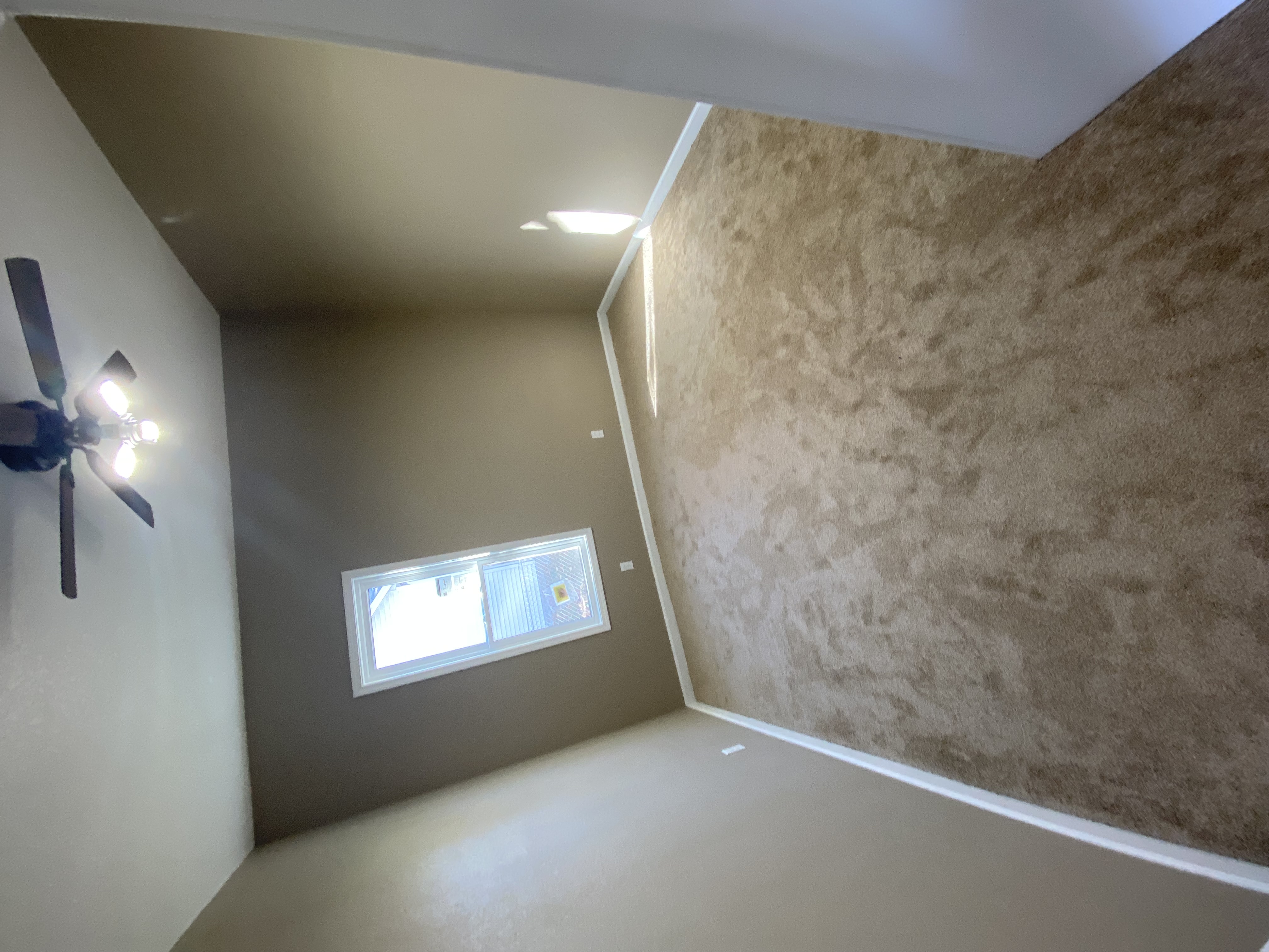 711 E Jefferson Pics 3.jpg